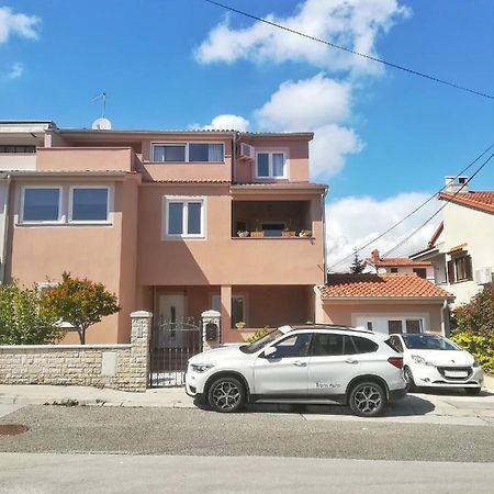 Jimmy Apartments Пула Экстерьер фото